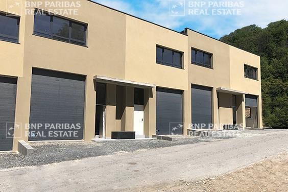 1344 m² pour ce activité en location à Fleurieu-sur-saône