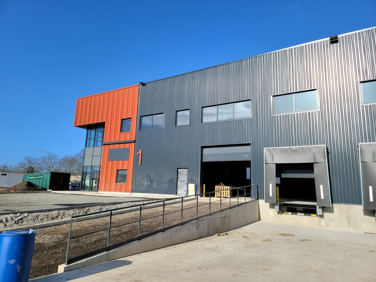 1510 m² pour ce pme-pmi en location à Saint-ouen-l'aumône