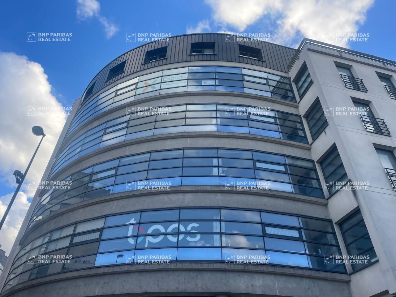 220 m² pour ce bureaux en location à Orléans