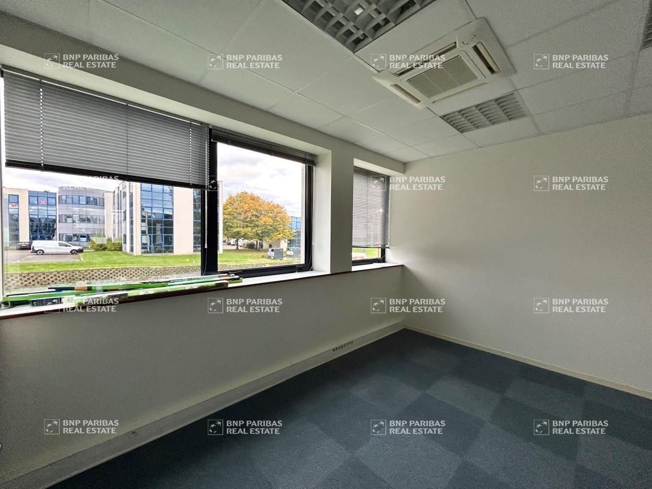 108.69 m² pour ce bureaux en location à Saint-grégoire