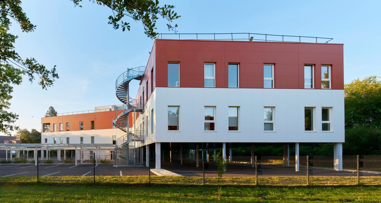 Location Bureaux 897 m² non divisibles 33185 Le haillan