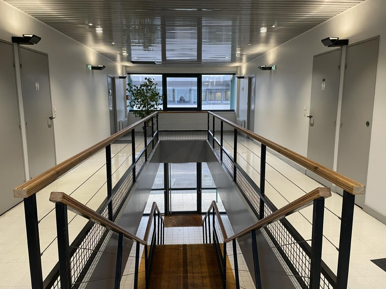 193 m² pour ce bureaux en location à Sainte-luce-sur-loire