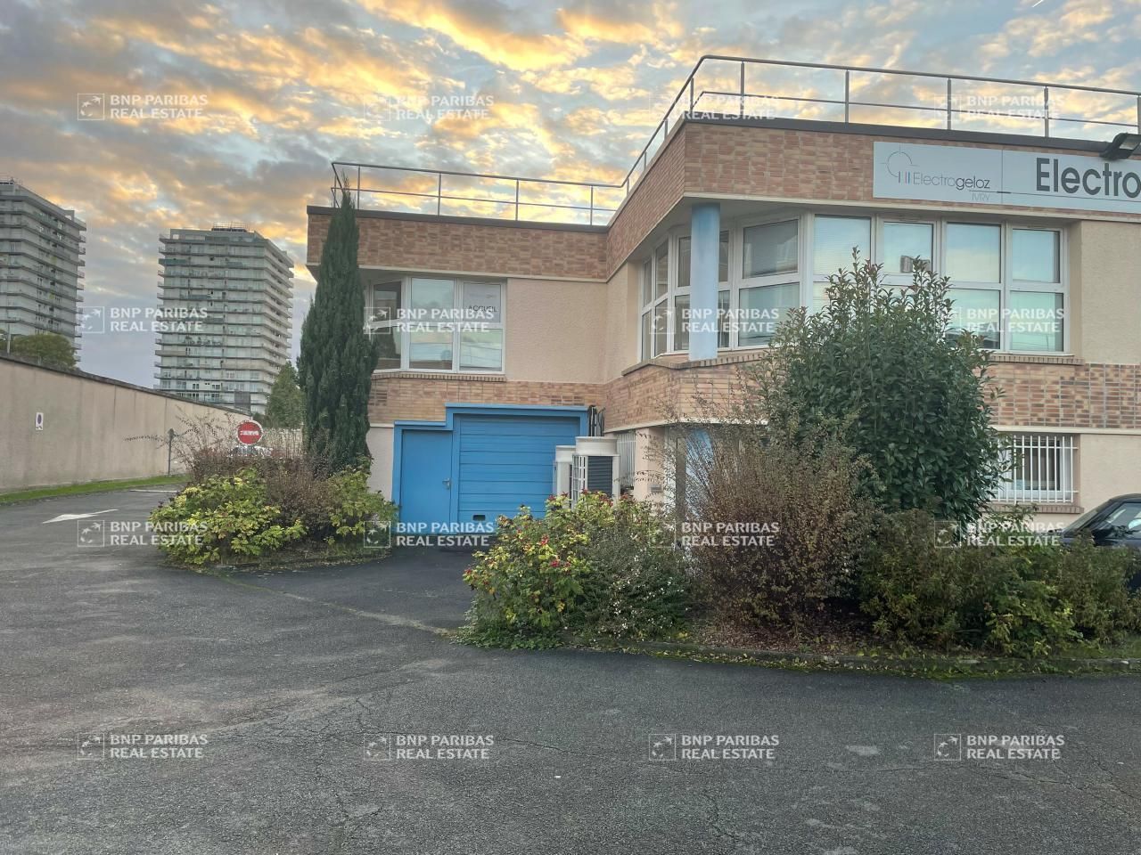 1799 m² pour ce pme-pmi en location à Ivry-sur-seine