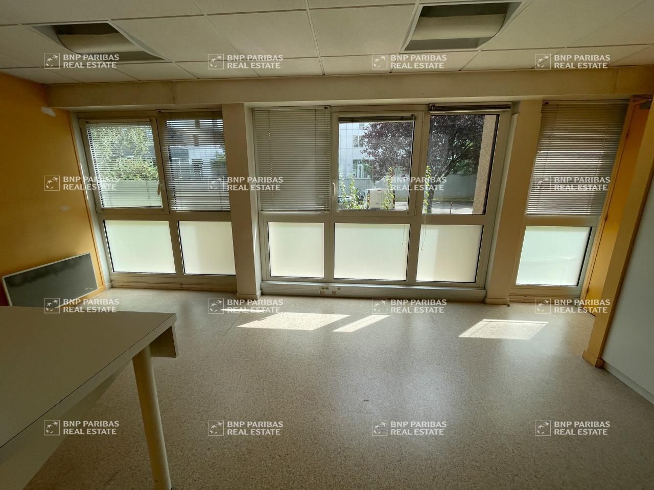 120 m² pour ce bureaux en location à Rennes