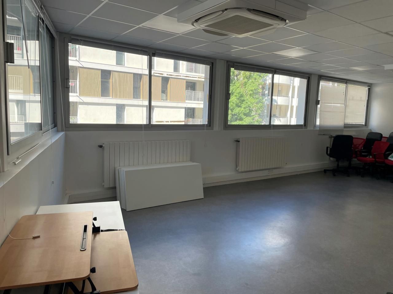 140 m² pour ce bureaux en location à Annecy (annecy)