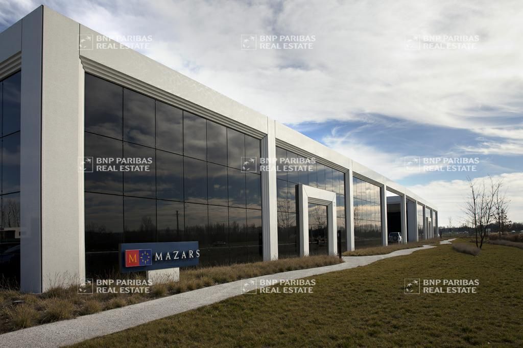 2710 m² pour ce bureaux en location à Labège