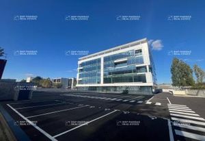 Bureaux à louer Évry - Proche A6 et parkings souterrains
