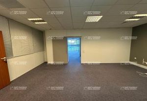 Location bureau Saint-Cyr-sur-Loire - Proche transports