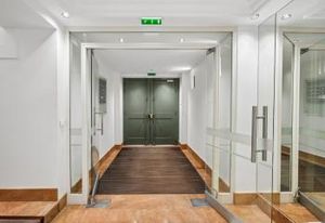 Location bureaux Paris 17 - Proche Parc Monceau et transports