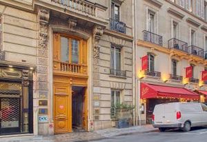 Location bureaux Paris 1 - Proche métro et transports
