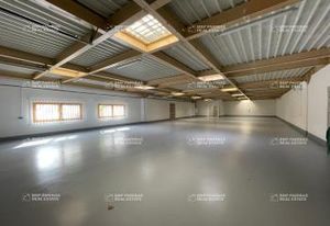 Location local d'activité Croissy-Beaubourg - Proximité A4 et N104