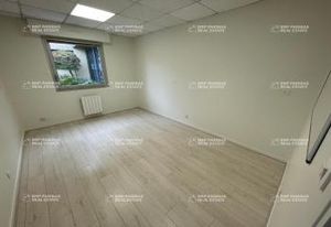 Location bureaux Betton - Proximité gare et services