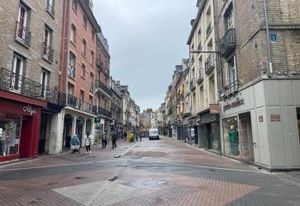Location locaux commerciaux centre-ville Dieppe