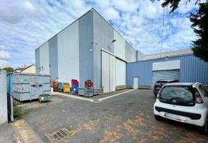 Bâtiment d'activités et bureaux à vendre Vaujours - Proche N3 et A104
