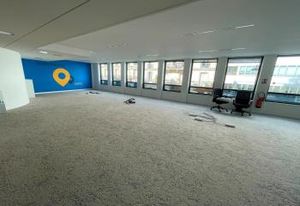 Bureaux à louer Paris 17 - Étage élevé, accès facile