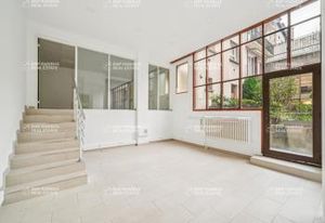 Location bureau Paris 5 - Rez-de-chaussée avec jardin arboré