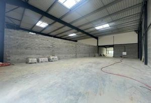 Cellules d'activité et bureaux à vendre Villebon-sur-Yvette - Parc d'activité