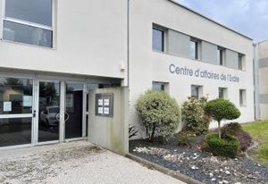 Location bureaux La Chapelle-sur-Erdre - Proche tram-train Erdre Active