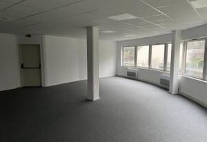 Vente bureaux Carquefou La Fleuriaye - Proche bus et autoroute