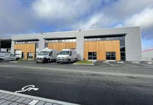 Cellules d'activité neuves à vendre Basse-Goulaine - Proche périphérique