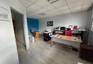 Location bureau Nantes - Île de Nantes, proche centre commercial Beaulieu