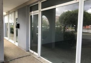 Location local commercial Trignac - Proche Auchan