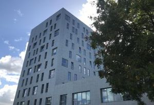 Location bureaux Île de Nantes - Proximité transports et centre commercial