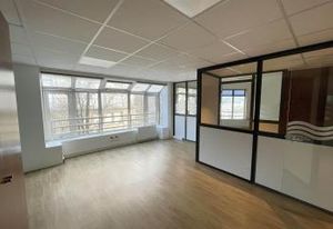 Location bureaux Nantes centre-ville - Proche bus et tram