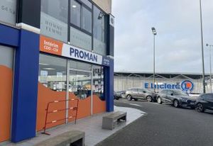 Location local commercial Orvault Grand Val - Proche périphérique