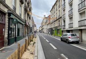 Location local commercial centre-ville Nantes - Visibilité transports