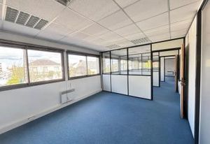 Location bureaux Nantes - Proche tram et bus