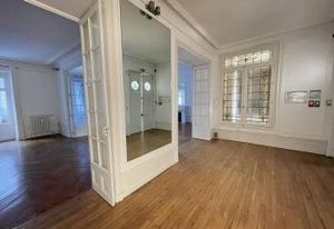 Vente bureaux Nantes centre-ville - Proche tram, bus et rocade