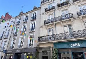 Vente bureaux Nantes centre - Proche tram, bus et parking