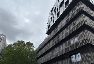 Bureaux à louer Nantes - Quartier Création, balcon et parking sécurisé