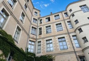 Bureaux à vendre Nantes centre - Vue Loire et tramway immédiat