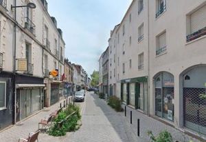 Location local commercial Nantes centre-ville avec parkings