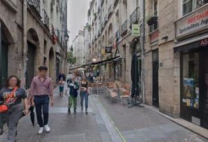 Location local commercial centre-ville Nantes - Rue animée