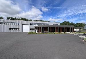 Vente bâtiment Bouaye - Proche aéroport Nantes Atlantique