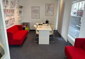 Vente bureaux Nantes centre - Face marché Talensac et tramway