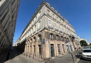 Bureaux à Nantes centre - Proche tram, bus et gare SNCF