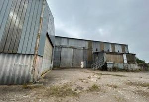 Local d'activité + bureaux à vendre Montoir-de-Bretagne - Ponts roulants
