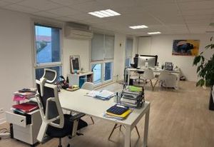Vente bureaux Nantes quartier Zola - Proche tram et bus