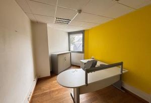 Vente bureaux Nantes centre - Proche transports en commun