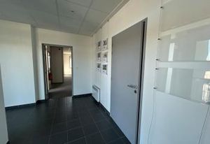 Location bureaux Pornichet zone Atlantique - Proche D213 et gare