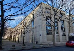 Location bureau Montpellier - Quartier Antigone - Proche tram et services