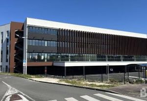 Vente bureaux neufs Mérignac, proche clinique du sport, accès rocade