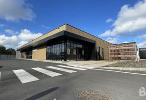 Location local commercial Sainte-Eulalie - Proche A10