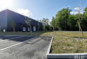Local d'activité à louer Ambarès-et-Lagrave - Proche A10