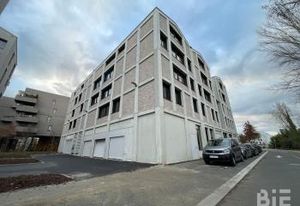Location local d'activité Bordeaux - Proche transports en commun