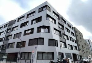 Bureaux à louer Bordeaux Bassin à Flot - Tram B et bus
